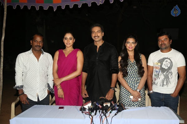 soukyam movie release date,ravikumar chowdary,gopichand,anand prasad  విడుదలకు సిద్ధమవుతోన్న 'సౌఖ్యం'!